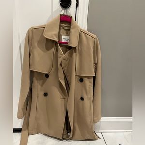 Abercrombie and fitch trench coat